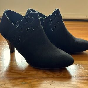 Black ankle boot heals